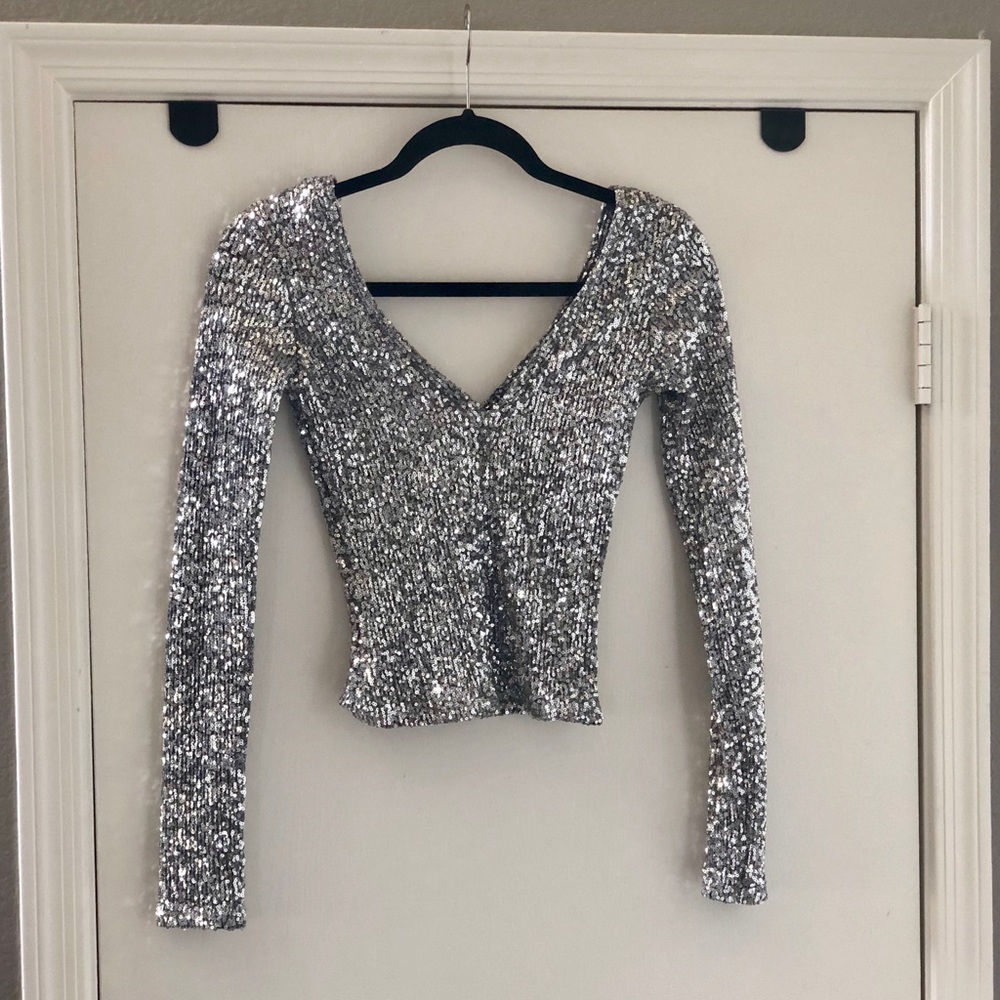 Silver Sequin Long Sleeved Crop - Zara